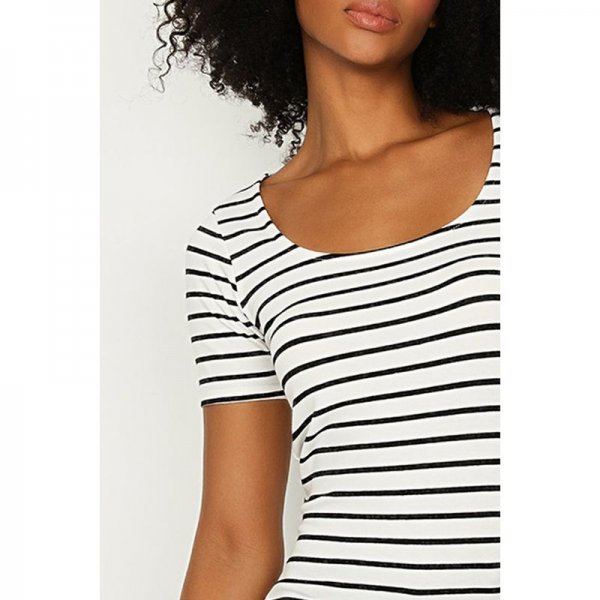 Mono Stripe Scoop Neck Tee